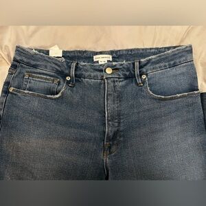 Good American Classic Bootcut Jeans in a Medium Wash Size 14/32